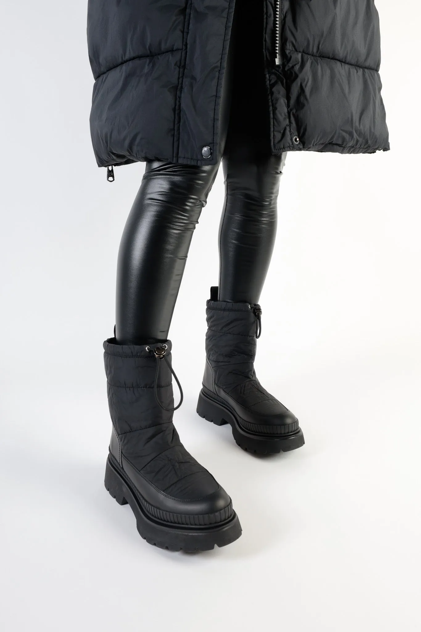 ANNA BLACK - Snow-Style Mid-Calf Boots