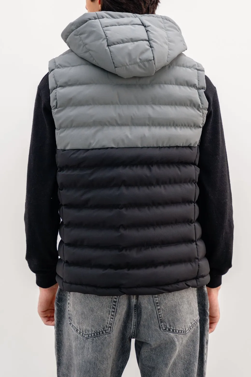 CONTRAST GILET