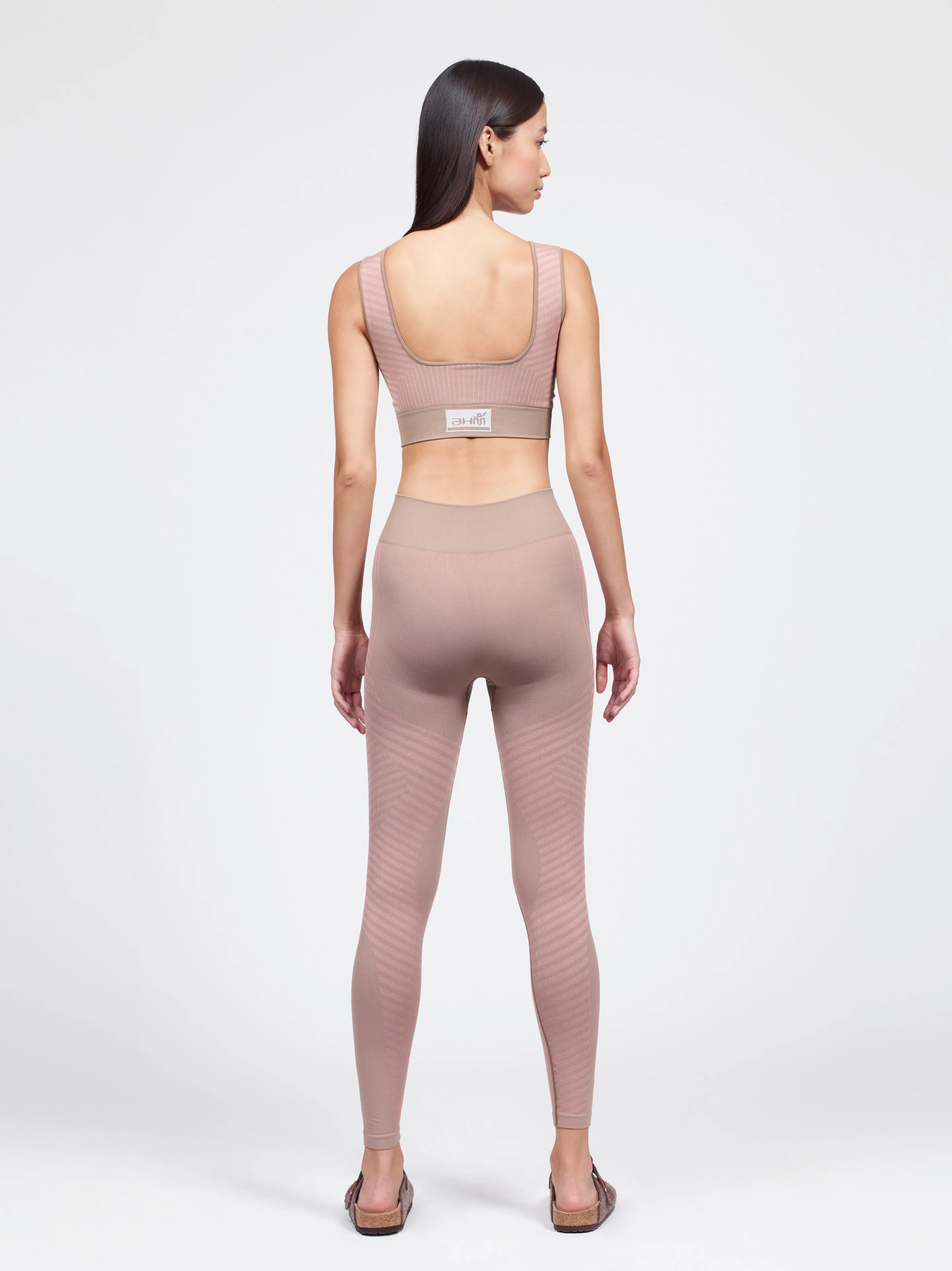 Scoop Neck Sport Bra & Compression Legging