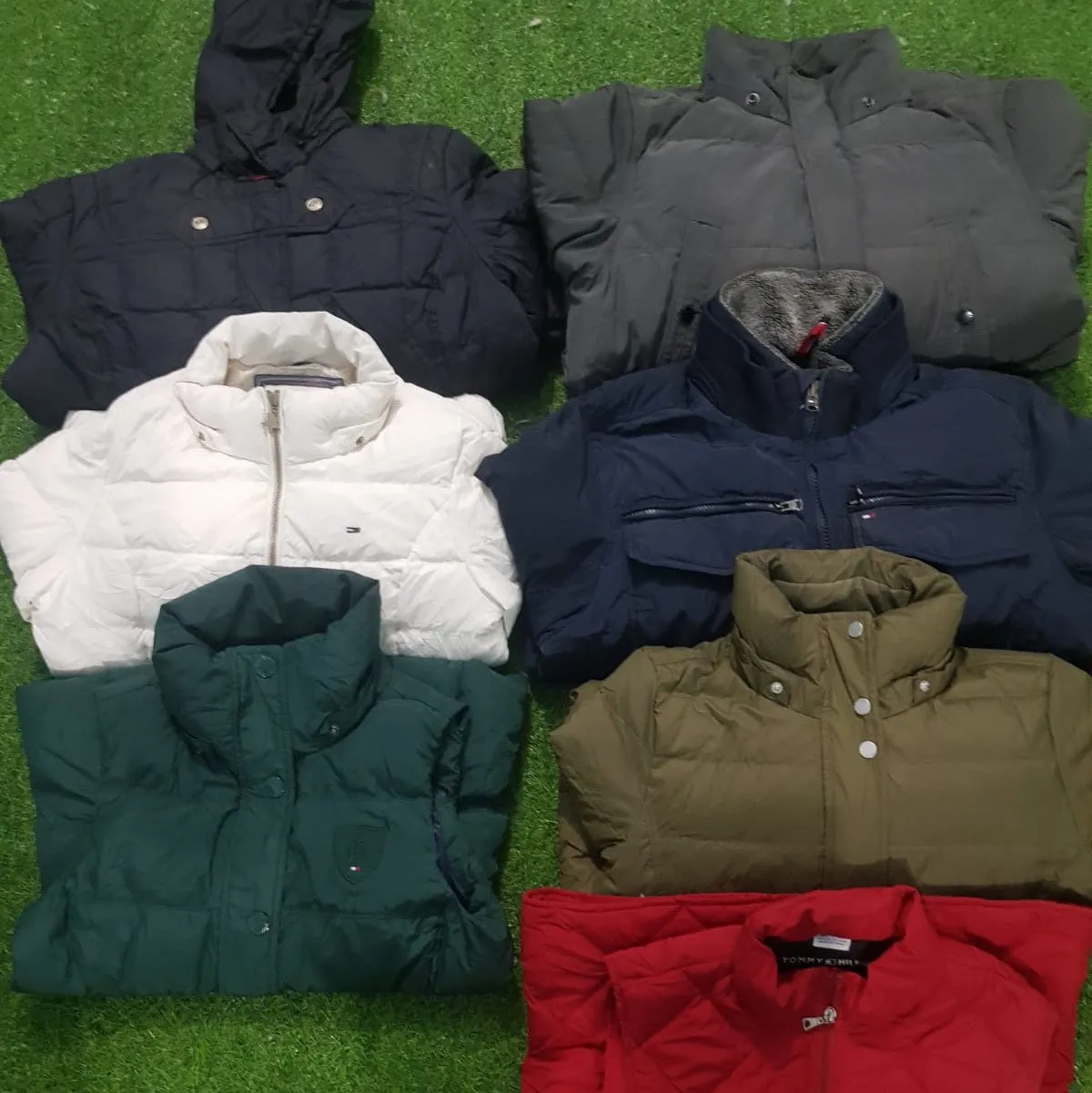 Tommy puffer Jackets (21 pcs)